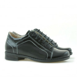 Dziecięce buty 122 czarny lakier