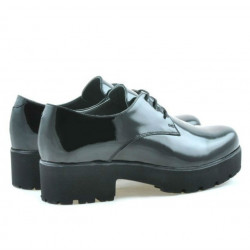 Damskie buty casual 660 lakierowane czarne