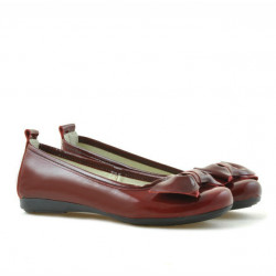 Dziecięce buty 141 lakierowane bordowe