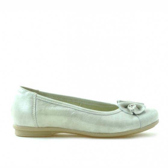 Dziecięce buty 129 lakierowane beżowe