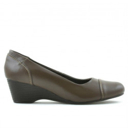 Damskie buty casualowe 193 cappuccino