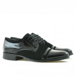 Eleganckie buty młodzieżowe 391 z połączenia czarnego weluru