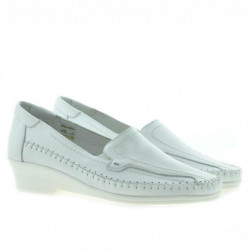 Damskie buty casual 673 białe