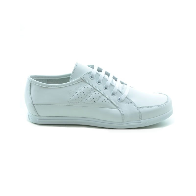Damskie buty sportowe 697 białe
