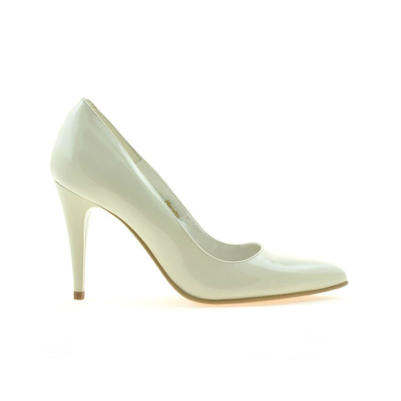 Eleganckie buty damskie 1246 lakierowane beż01