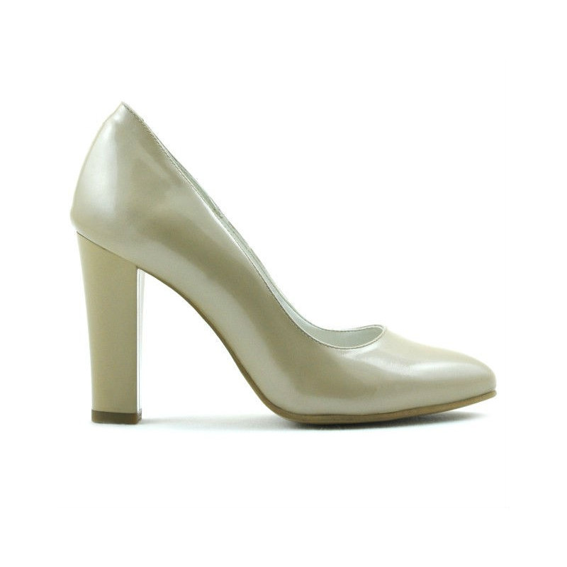 Eleganckie damskie buty 1214 lakier beżowy02