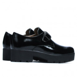 Damskie buty casual 670 lakierowane czarne
