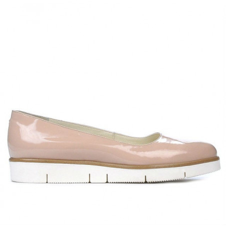 Damskie buty casual 677 lakierowane nude