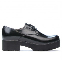 Casualowe buty damskie 660 lakier czarny01
