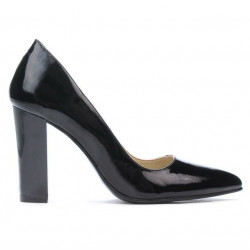 Eleganckie buty damskie 1261 czarny lakier