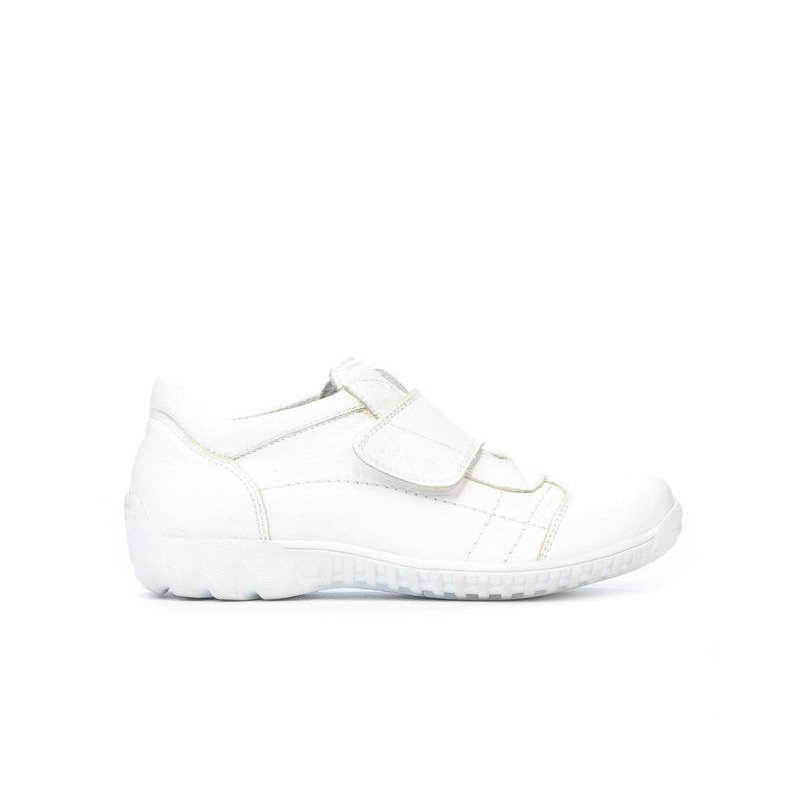 Buty dziecięce 105 białe