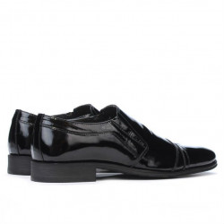 Eleganckie buty młodzieżowe 389 czarny lakier