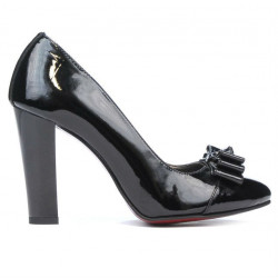 Eleganckie buty damskie 1226 lakierowane czarne