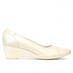 Damskie buty casualowe 193 beżowe