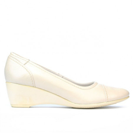 Damskie buty casualowe 193 beżowe