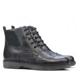 Czarne buty młodzieżowe 4001