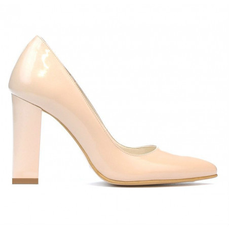 Eleganckie buty damskie 1261 lakierowane kość słoniowa