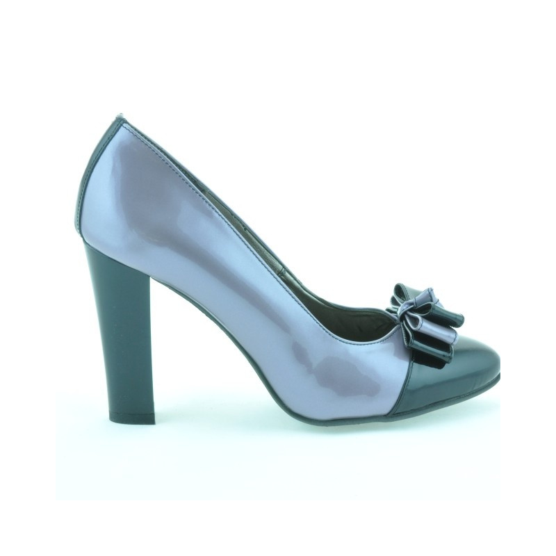 Eleganckie buty damskie 1226 lakierowane jasny fiolet + czarny