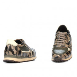 Sneakersy męskie 833 kawa kamuflaż
