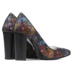 Eleganckie buty damskie 1261 czarny pastel