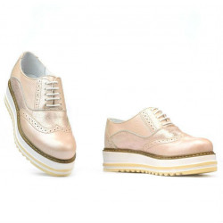 Damskie buty casual 683-1 w kolorze pudrowym kombinowane