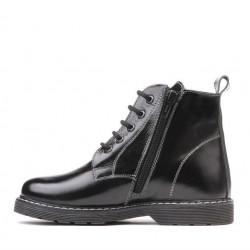 Czarne lakierowane buty dziecięce 3010