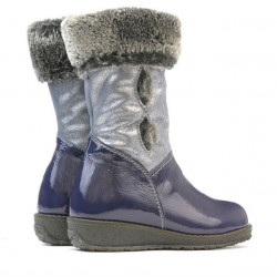 Małe dziecięce buty 24c lakierowane w kolorze indygo połączone