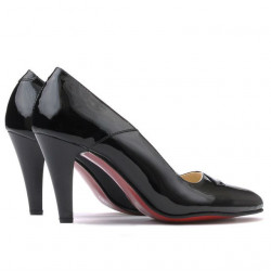 Eleganckie damskie buty 1231 czarny lakier