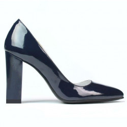 Eleganckie buty damskie 1261 lakierowane indigo
