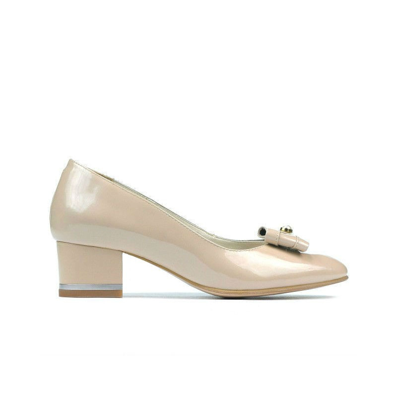 Eleganckie buty damskie 1270 lakier kość słoniowa