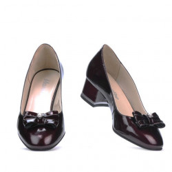 Eleganckie buty damskie 1270 lakierowane bordo satynowe