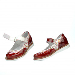 Dziecięce buty 153 lakierowane czerwone