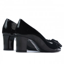 Eleganckie buty damskie 1265-1 lakierowana czerń