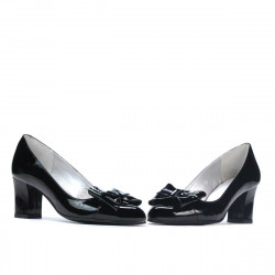 Eleganckie buty damskie 1265-1 lakierowana czerń