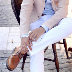 Buty casual męskie 836 brązowe