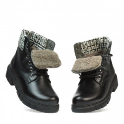 Damskie botki 3341 czarne