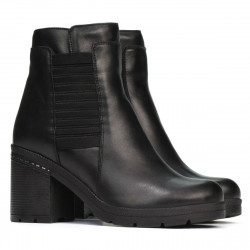 Damskie botki 3345 czarne