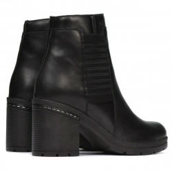 Damskie botki 3345 czarne