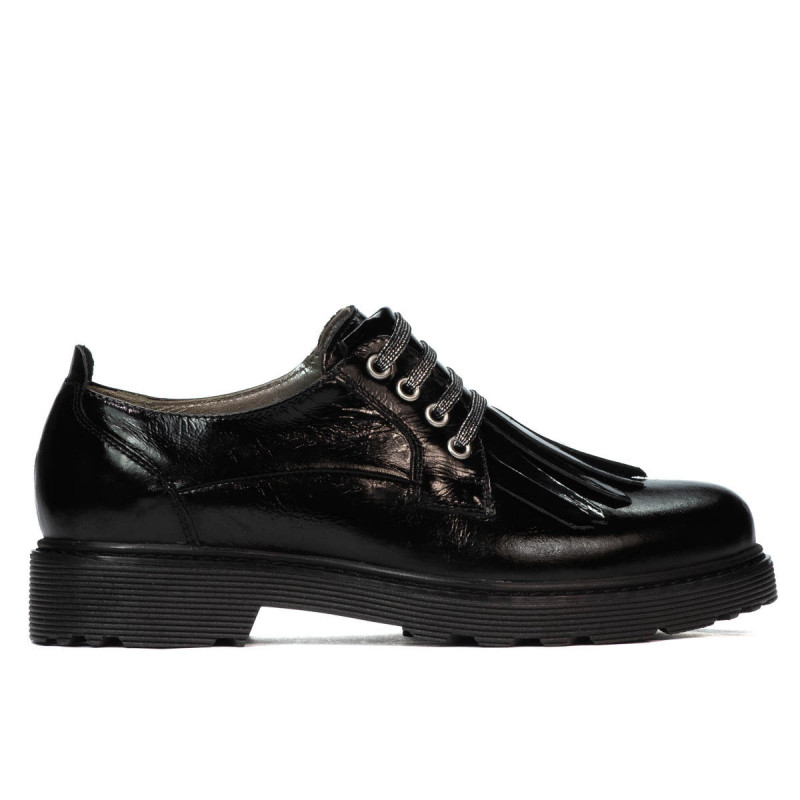 Damskie pantofle casual 6025 lakier czarny