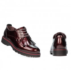 Damskie buty casual 6025 lakier bordowy