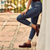 Damskie buty casual 6020 lakier bordowy