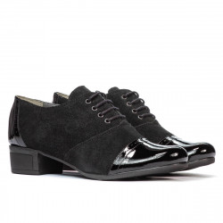 Damskie buty casual 652 lakierowane czarne kombinowane