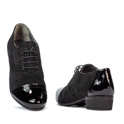 Damskie buty casual 652 lakierowane czarne kombinowane