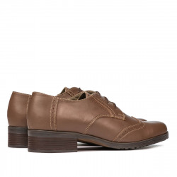 Damskie buty casual 653 capucino
