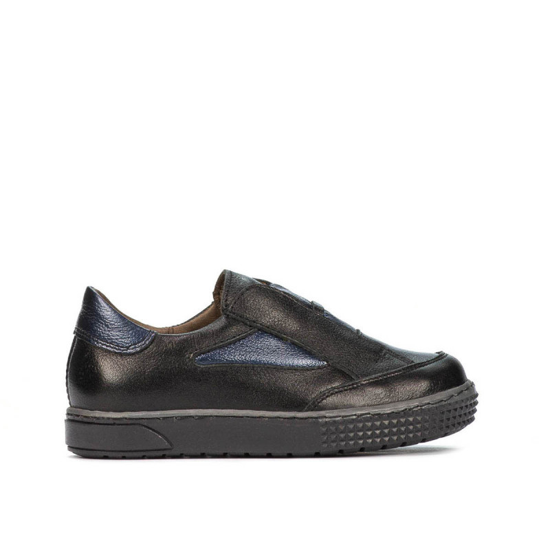 Małe buty dziecięce 70-1c czarno-kombinowane