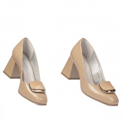 Eleganckie buty damskie 1291 lakierowane beżowe