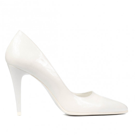 Damskie eleganckie buty 1246 białe lakierowane