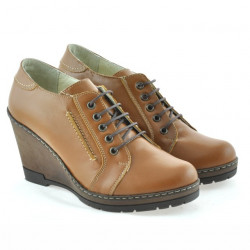 Damskie buty casual 625 brązowe woskowane