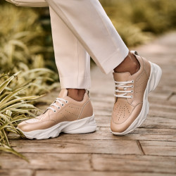 Damskie buty sportowe 6046 w kolorze perłowego pudru lifestyle