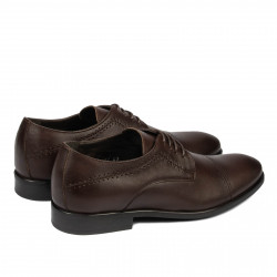 Eleganckie buty męskie 822-1 a kawa